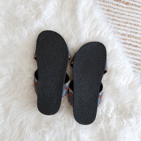 Free People Size 39 Like New Leather Embroidered Floral Slide Sandals Boho Chic - Picture 6 of 7